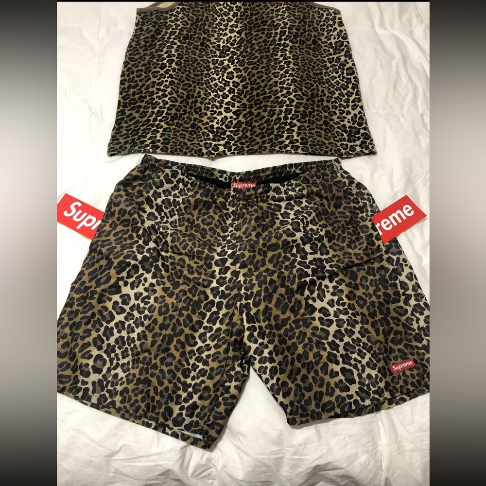 Supreme - Picture 6 of 11